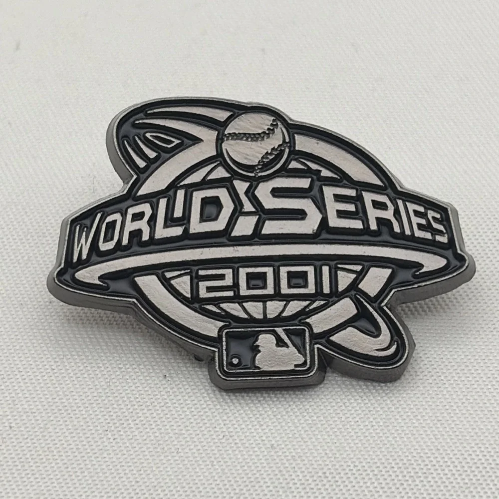 2001 MLB World Series Baseball Lapel Hat Pin